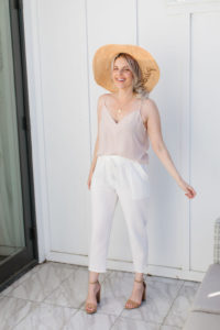 white linen vacation pant